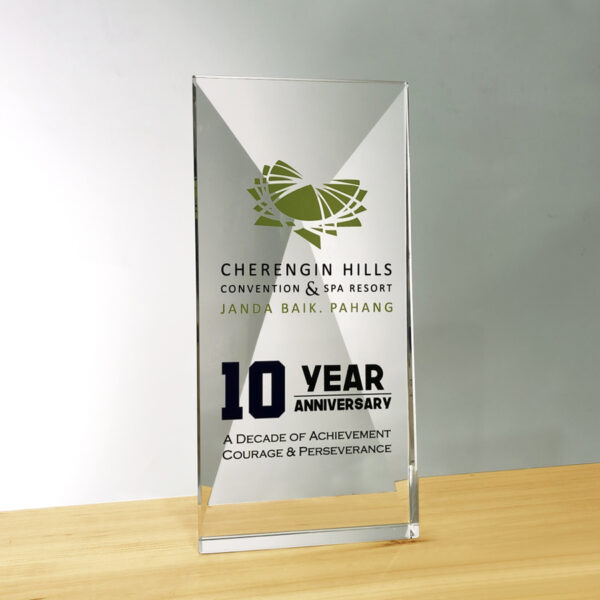 T EXCLUSIVE CRYSTAL TROPHY - 3111